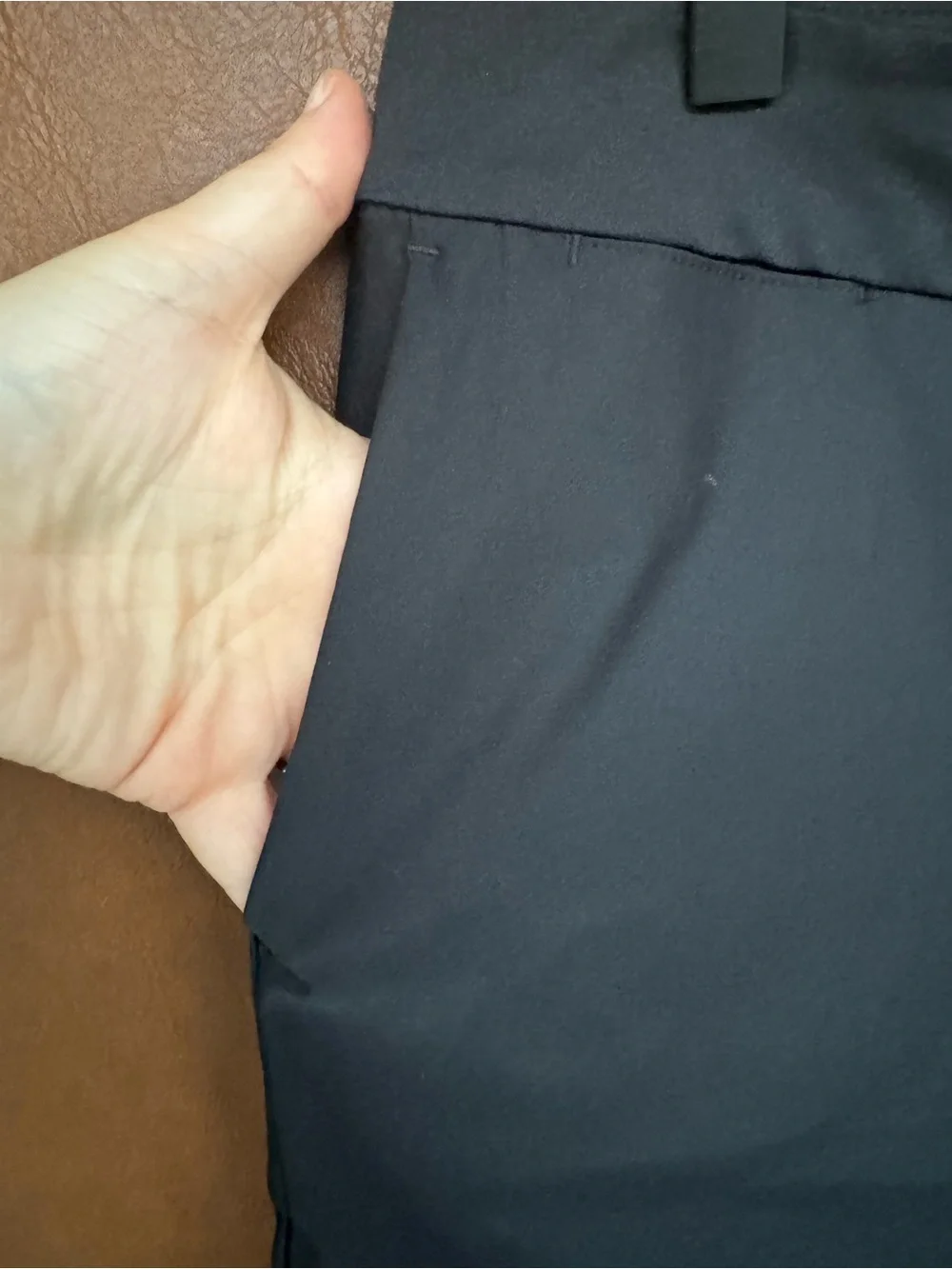 Nike Golf Womens 6 Black Dri Fit Bermuda Shorts Athletic Stretch Golfing 10”